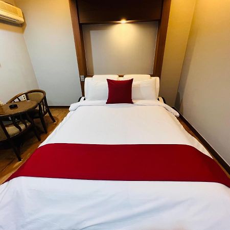 Sweet Hotel Чеджудо Экстерьер фото